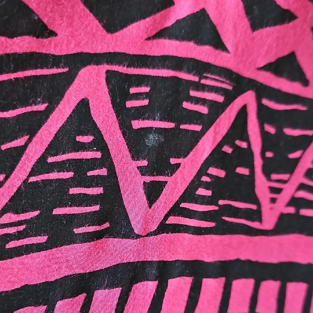 Roxy Stranger Things Vibe Pink and Black Geometric Tank Top Large